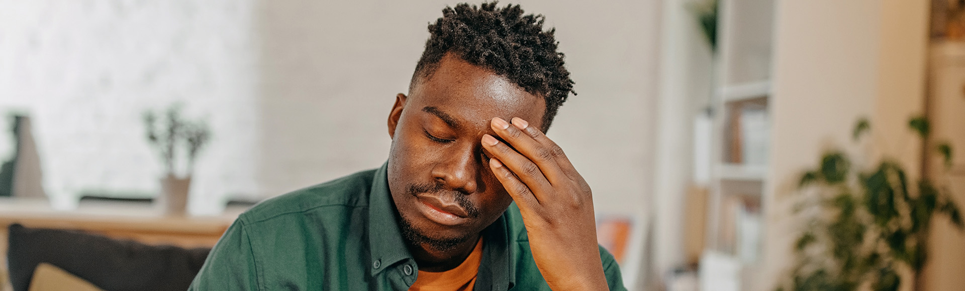 Sprængt blodkar i øjet – hvad betyder det?